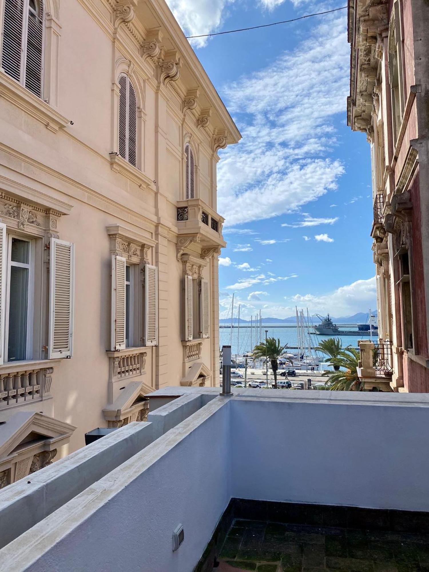 Vicomillesuites Cagliari Exterior photo